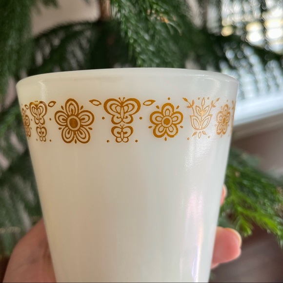 Vintage Pyrex Butterfly Gold Mugs - Set of 4 - Picture 5 of 8